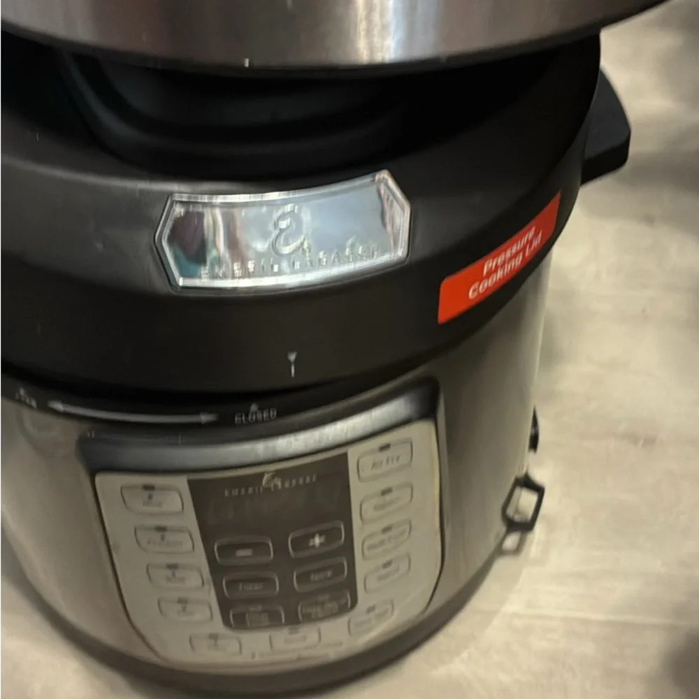 Silver Multi-Cooker - Picture 7 of 7